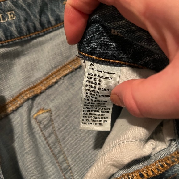 American Eagle Outfitters Boy Jean Size 6 - Picture 8 of 11